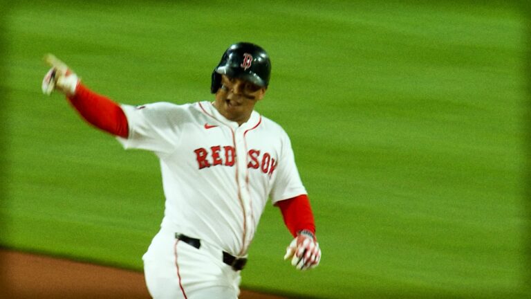 rafael devers stats baseball